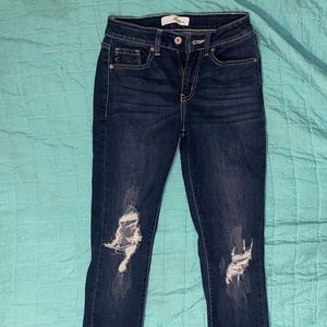 DONT wear anymore. Looking for someone who will enjoy these jeans. Wore twice